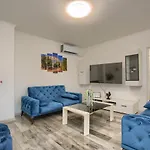Lejlighed Adrijano *
